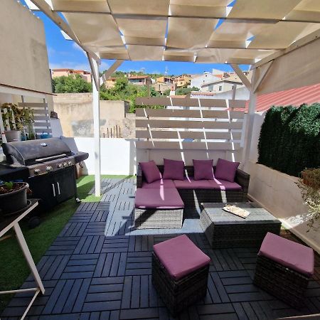 Appartamento Nella Piazza Centrale, Con Terrazza SantʼAntìoco Exterior foto